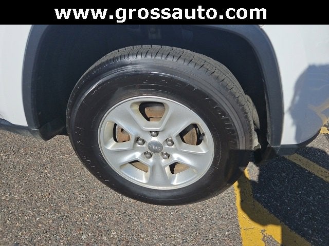 2017 Jeep Grand Cherokee Laredo