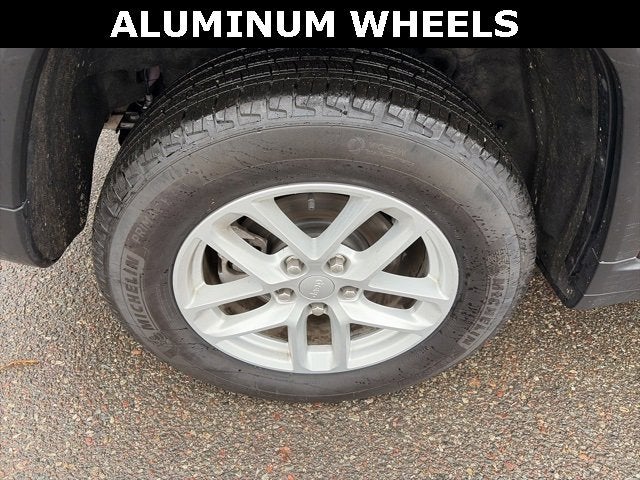 2024 Jeep Grand Cherokee Laredo X