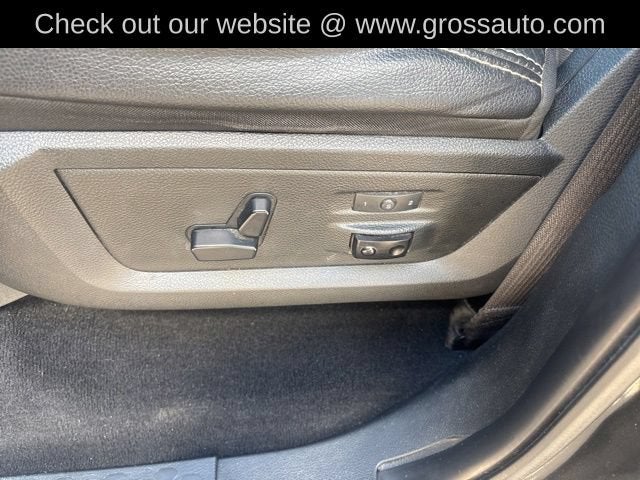 2018 RAM 1500 Laramie Crew Cab 4x4 6'4" Box