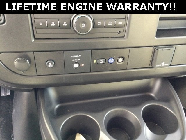 2025 Chevrolet Express Cargo 3500 WT