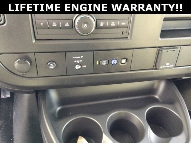 2025 Chevrolet Express Cargo 3500 WT