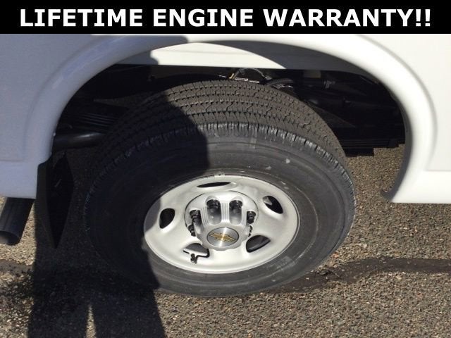 2025 Chevrolet Express Cargo 3500 WT