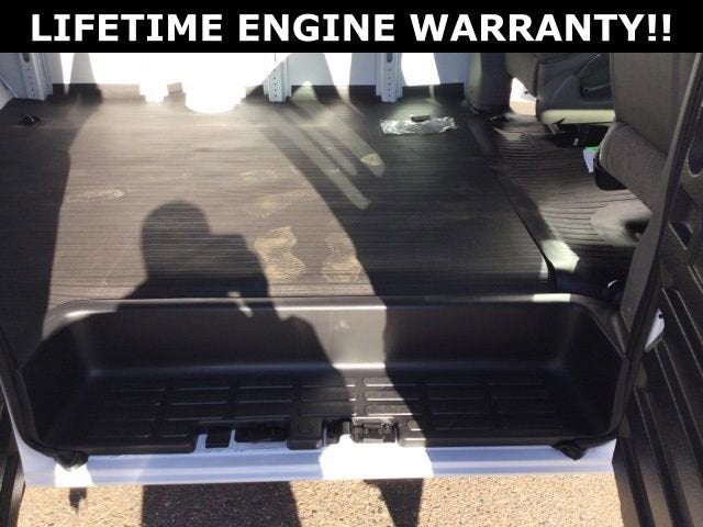 2025 Chevrolet Express Cargo 3500 WT