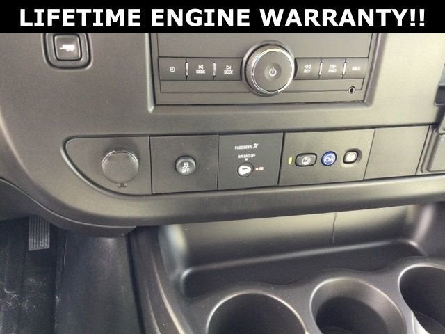 2025 Chevrolet Express Cargo 3500 WT