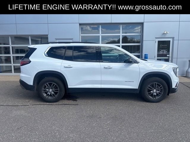 2025 GMC Acadia Elevation