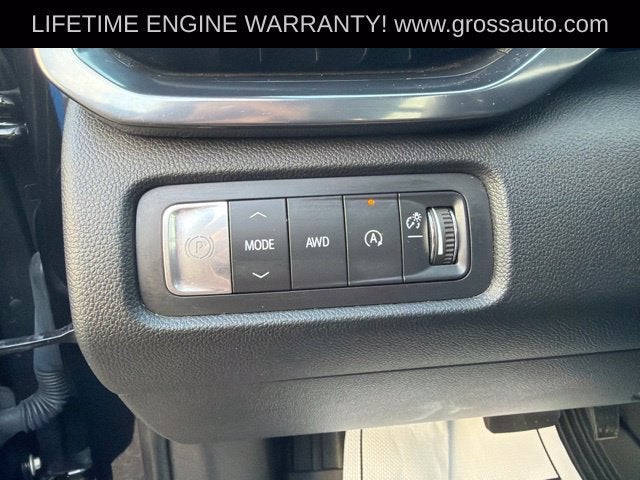 2024 GMC Acadia AT4