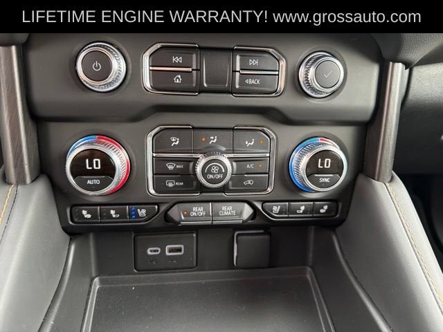 2024 GMC Yukon XL AT4