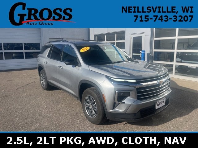 2025 Chevrolet Traverse LT