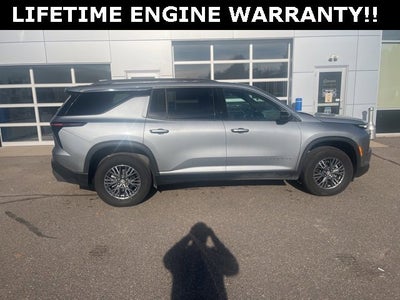 2025 Chevrolet Traverse LT