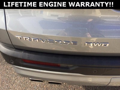 2025 Chevrolet Traverse LT