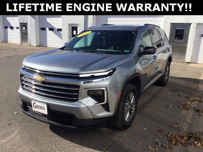 2025 Chevrolet Traverse LT