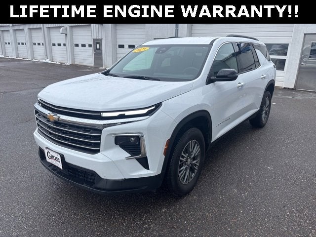 2025 Chevrolet Traverse LT