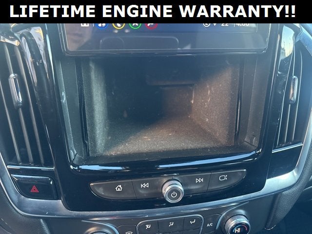 2022 Chevrolet Traverse LT Leather