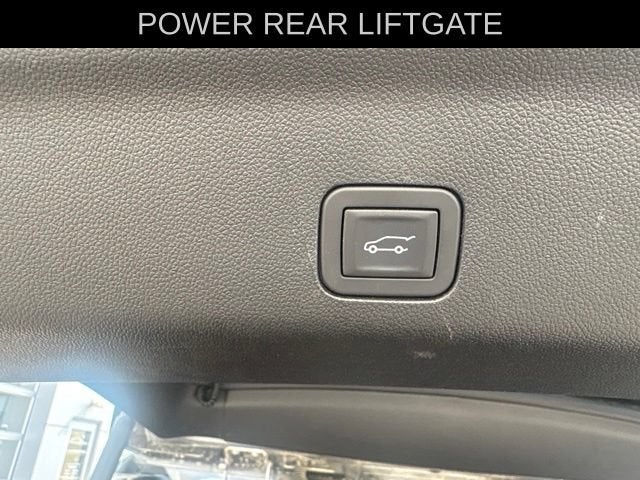 2025 Chevrolet Suburban RST