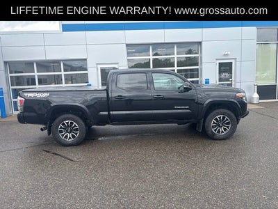 2022 Toyota Tacoma 4WD SR5