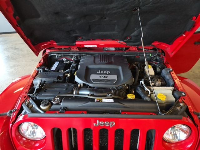 2014 Jeep Wrangler Unlimited Unlimited Sahara