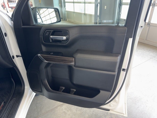 2021 Chevrolet Silverado 1500 4WD Crew Cab Short Bed RST