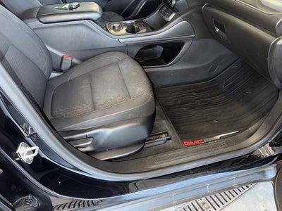 2023 GMC Acadia AWD SLE