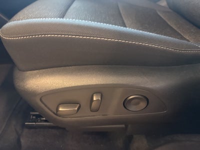 2025 Chevrolet Traverse AWD LT