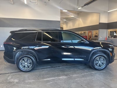 2025 Chevrolet Traverse AWD LT