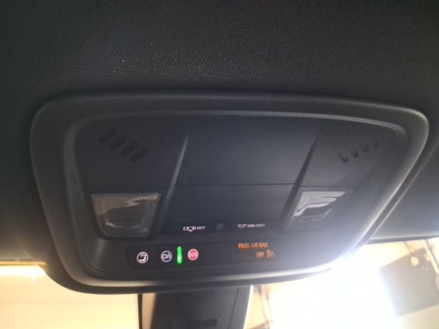 2023 Chevrolet Traverse LT Cloth w/2FL