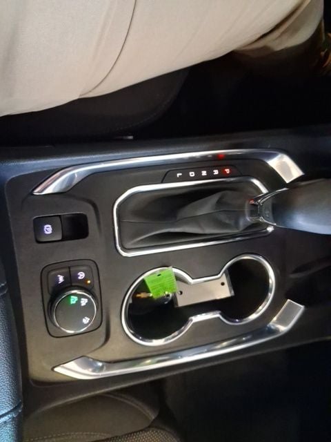 2023 Chevrolet Traverse LT Cloth w/2FL