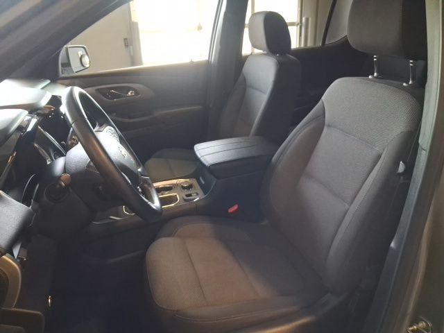 2023 Chevrolet Traverse LT Cloth w/2FL