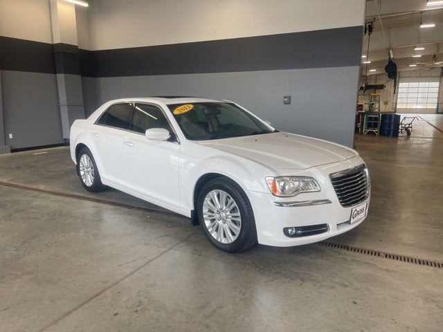 Used 2013 Chrysler 300  with VIN 2C3CCARG5DH539066 for sale in Neillsville, WI
