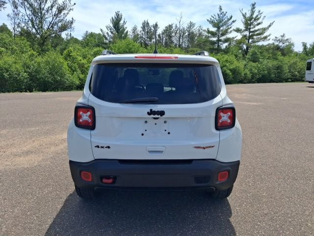 2023 Jeep Renegade Trailhawk