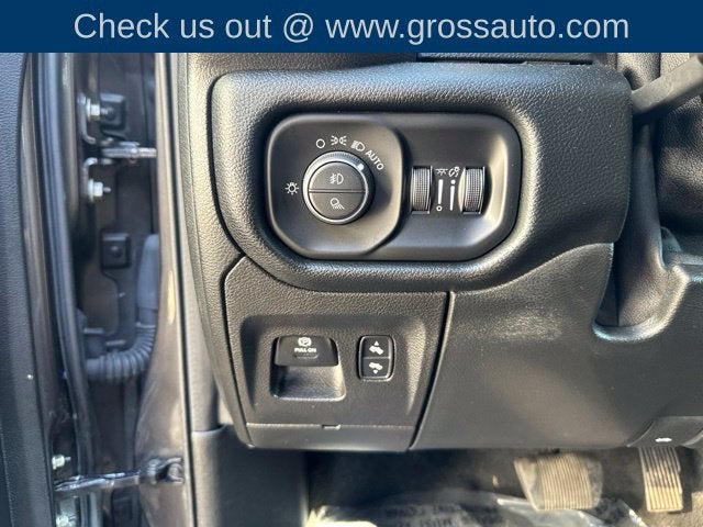2021 RAM 1500 Base