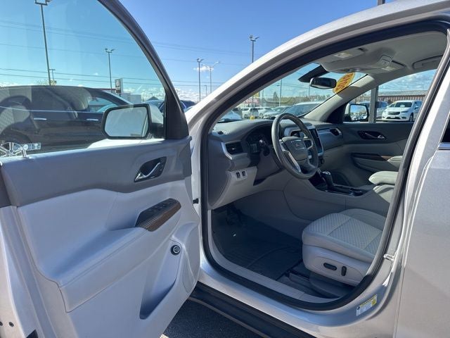 2018 GMC Acadia SLE-2