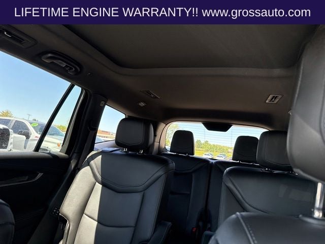 2025 Cadillac XT6 Premium Luxury
