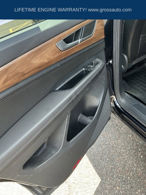 2024 Volkswagen Atlas 2.0T SE