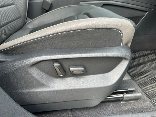 2020 Volkswagen Atlas Cross Sport 3.6L V6 SEL Premium R-Line 4Motion