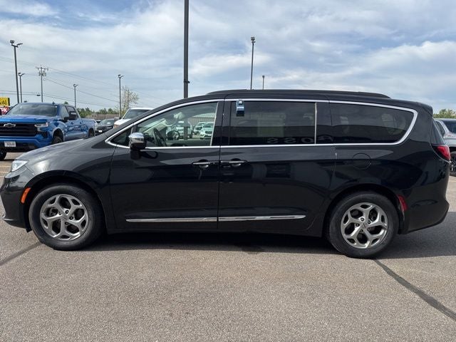 2023 Chrysler Pacifica Limited
