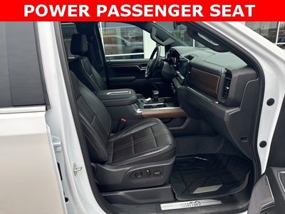 2022 Chevrolet Silverado 1500 4WD Crew Cab Short Bed High Country