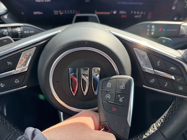 2025 Buick Enclave Avenir