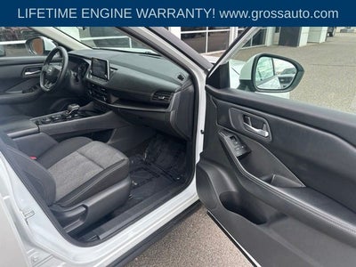 2025 Nissan Rogue SV