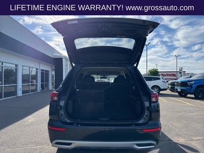 2024 Mitsubishi Outlander SE