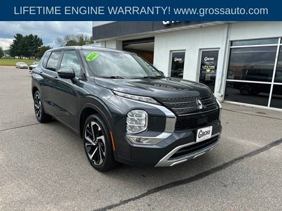 2024 Mitsubishi Outlander SE